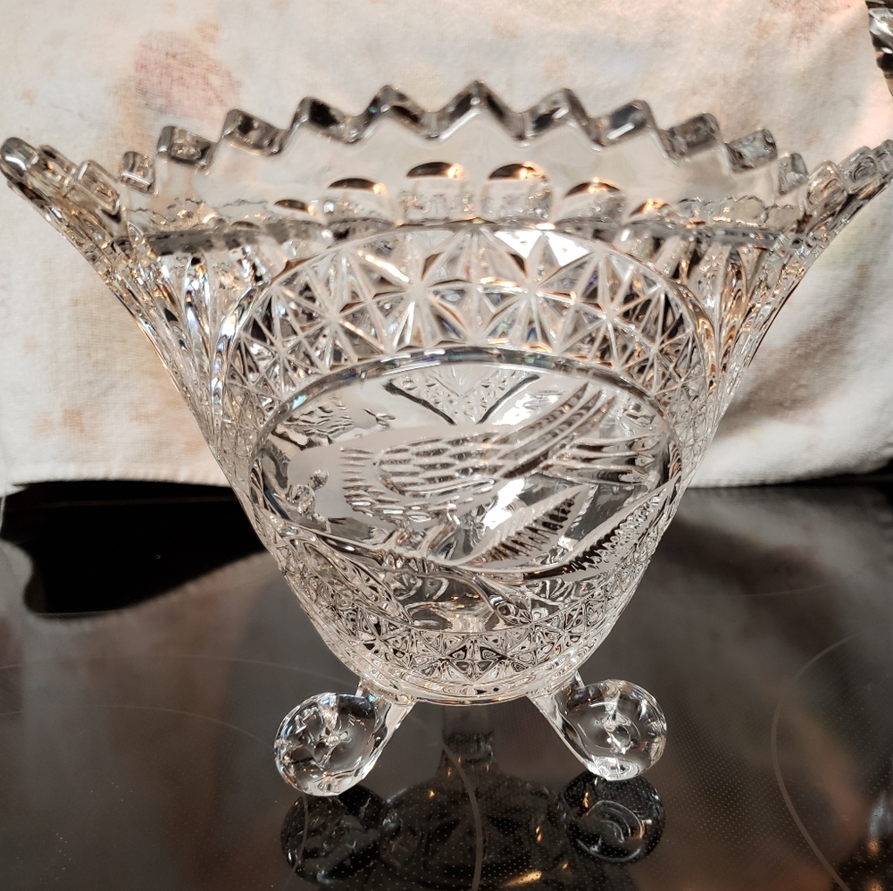 Hofbauer Byrdes German Cut Crystal Bowl